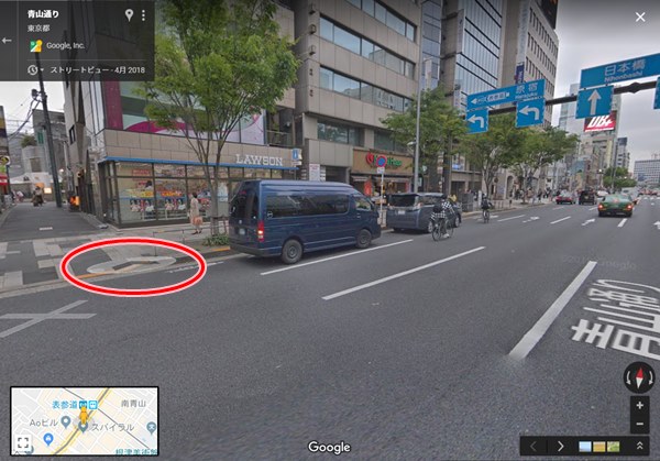 Googleマップ ストリートビューを移動する 向き 反対車線 歩道 アプリの鎖