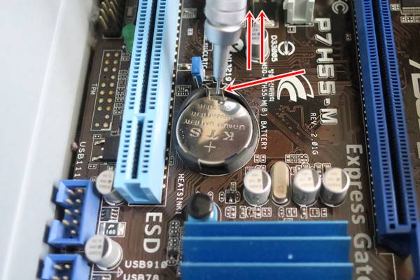 Cmosクリアする方法 パソコン Biosが起動しない場合 Pcの鎖